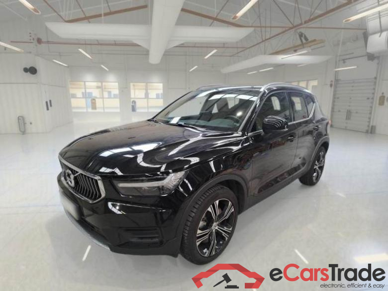 Volvo 233 VOLVO XC40 / 2017 / 5P / SUV T4 PLUG-IN HYBRID AUTO RECHARGE INSCR.