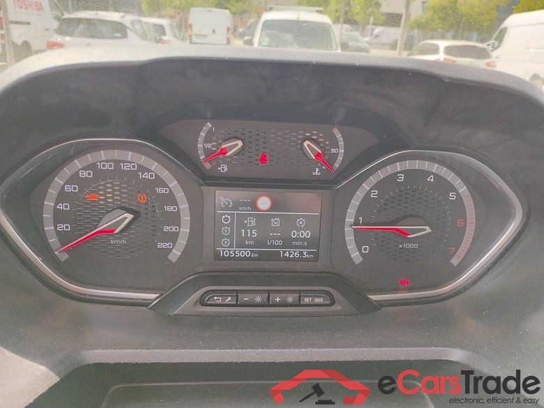 Peugeot GT Line Standard BlueHDi 96kW PEUGEOT Rifter / 2018 / 5P / monovolumen compacto GT Line Standard BlueHDi 96kW #4