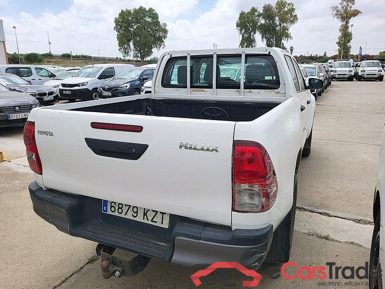 Toyota 2.4 D-4D Cabina Doble GX TOYOTA Hilux / 2016 / 4P / pickup 2.4 D-4D Cabina Doble GX #2