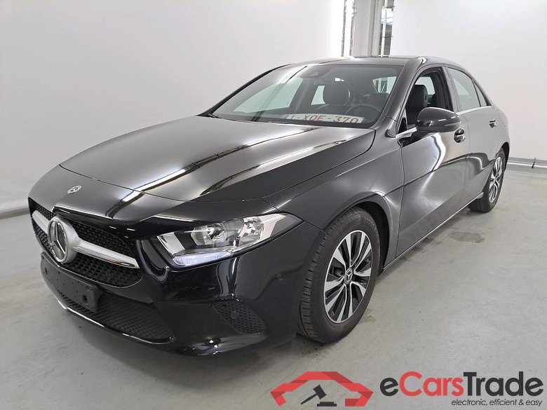 MERCEDES-BENZ CLASSE A SEDAN (V177) A 180 Business Solution #1