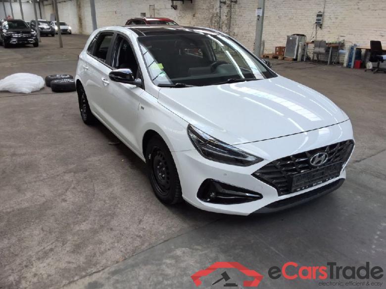 Hyundai i30 5d ´16 i30 Edition 30+ Mild-Hybrid 1.5 T-GDI 118KW AT7 E6d #2