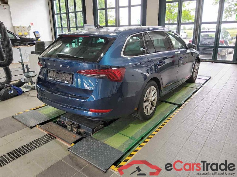 Skoda Octavia Combi (NX5)(01.2020->) DE - Kb5 2.0 TDI DPF EU6d, Style 4x4 (EURO 6d), 2021 - 2023 #3