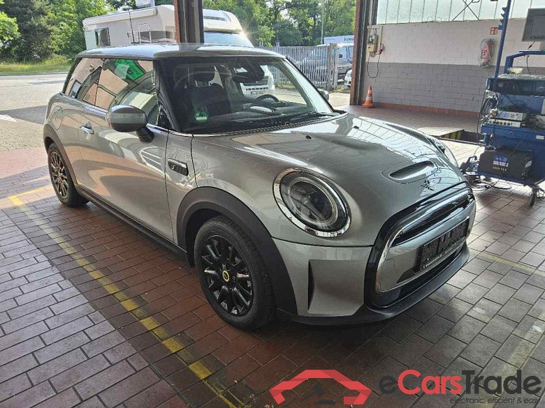 MINI Mini 3-trg. (F56)(2013->) DE - LimS3 SE, Cooper SE Classic Trim, (Facelift 2) 2021 - 2024 #2