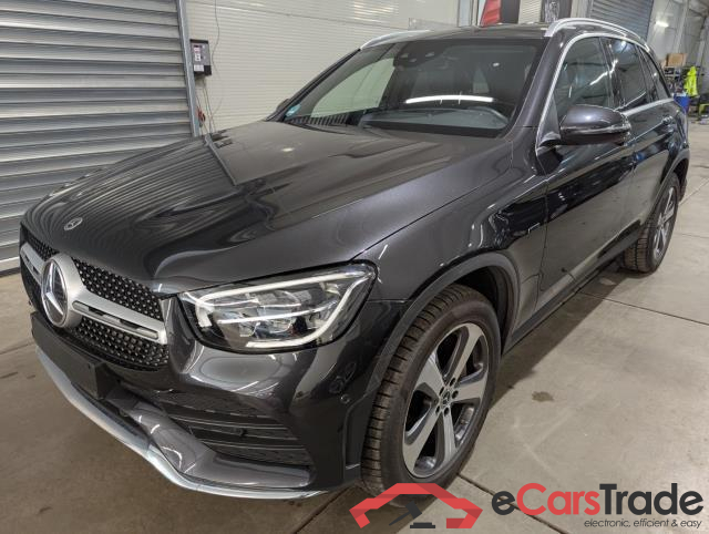 Mercedes GLC ´15 GLC -Klasse GLC 300 e 4Matic (253.953)AMG 2.0 AMG Line 235KW AT9 E6d
