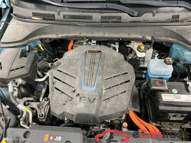 HYUNDAI KONA EV 64 kWh Sky #6