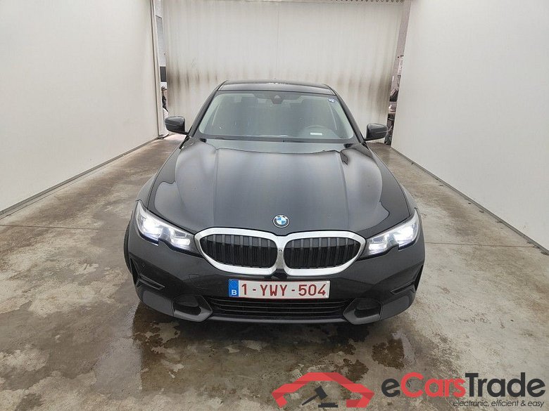 BMW 3 Reeks Berline 316dA (90 kW) 4d #1