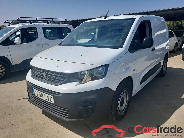 Peugeot Pro Standard 600kg BlueHDi 73kW PEUGEOT Partner / 2018 / 3P / furgón derivado de turismo Pro Standard 600kg BlueHDi 73kW