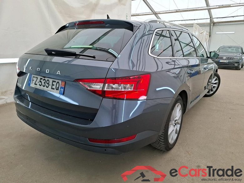 Skoda 2.0 TDI SCR 122 DSG7 Style Superb Break Style 2.0 TDI 120CV E6d #3