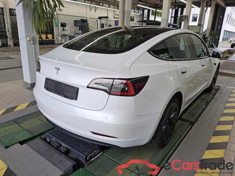 Tesla Model 3 DE - Lim4, RWD 60 kWh, (Facelift) 2023 - 2025 #3