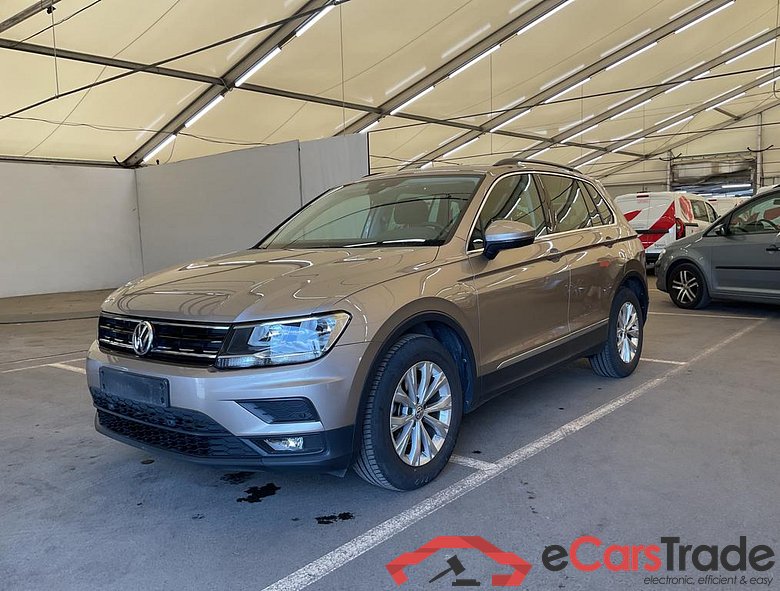 VOLKSWAGEN Tiguan Comfortline 1.5 TSI 96 kW (130 ch) 6 vitesses manuel
