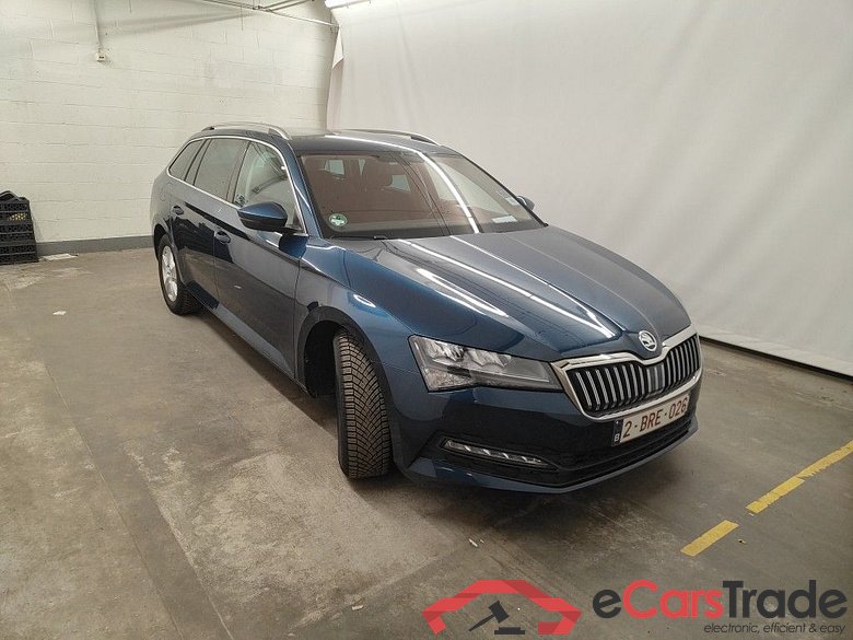 Skoda Superb Combi 1.5 TSI ACT 110kW Clever 5d #2