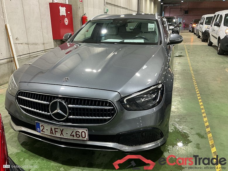 MERCEDES-BENZ E-Klasse 1.6 E 200 D BUSINESS SOLUTION AUTO #1