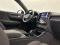 preview Volvo XC40 #1