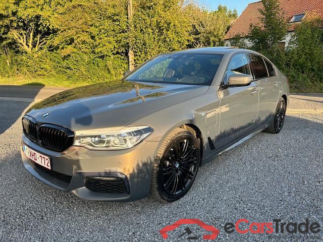 BMW 530e Plug-In Hybrid M-Sport Shadow Aut. Pano LED LC-Pro Navi-Pro Sport-Leather KeylessGo Camera Klima PDC ...
