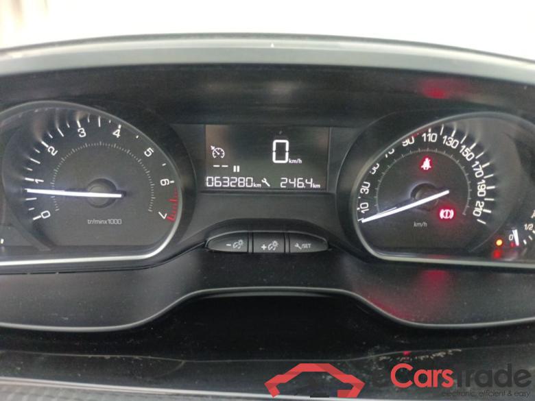 Peugeot 2008 1.2 Puretech 61kW S&S Active 5d #6 Peugeot 2008 1.2 Puretech 61kW S&S Active 5d #6