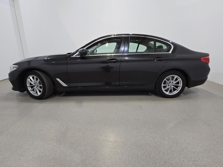 BMW 520d Aut. Pano LED-Xenon LC-Pro Navi Leather Ambient KeylessGo Camera Klima PDC ... #2