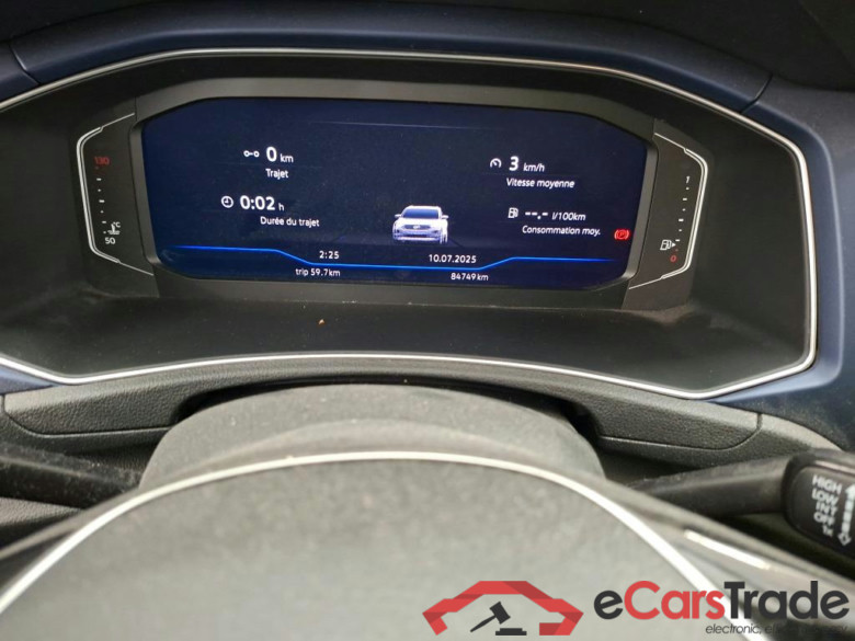 VOLKSWAGEN T-Roc / 2017 / 5P / SUV 1.5 TSI 150 EVO UNITED DSG7(SP) #6