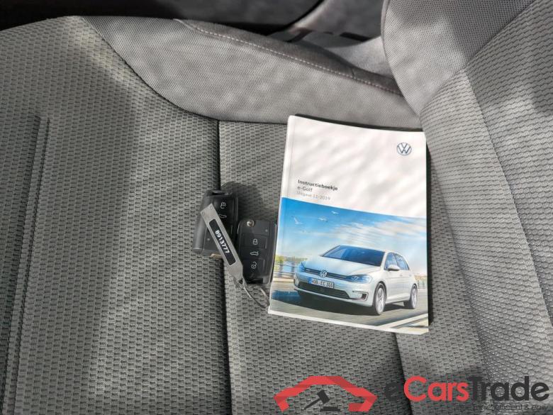 VOLKSWAGEN e-Golf 100 kW #6