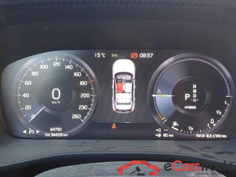 VOLVO XC40 / 2017 / 5P / SUV T4 PLUG-IN HYBRID AUTO RECHARGE R-DESIGN #4