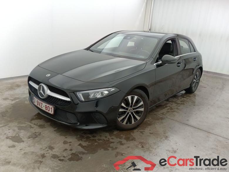 Mercedes-Benz A-Klasse A 180 d Business Solution Aut. 5d #1