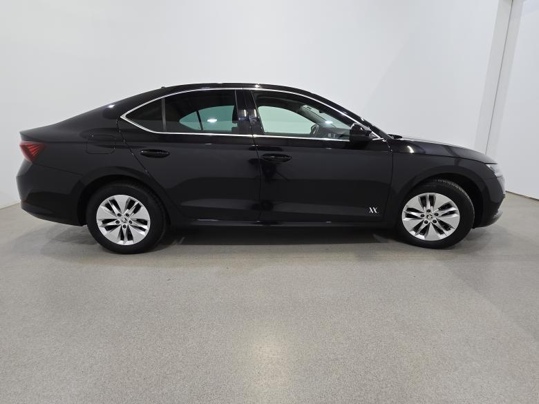 Skoda Octavia 2.0 TDI Ambition LED Virtual Navi KeylessGo Klima PDC ... #5