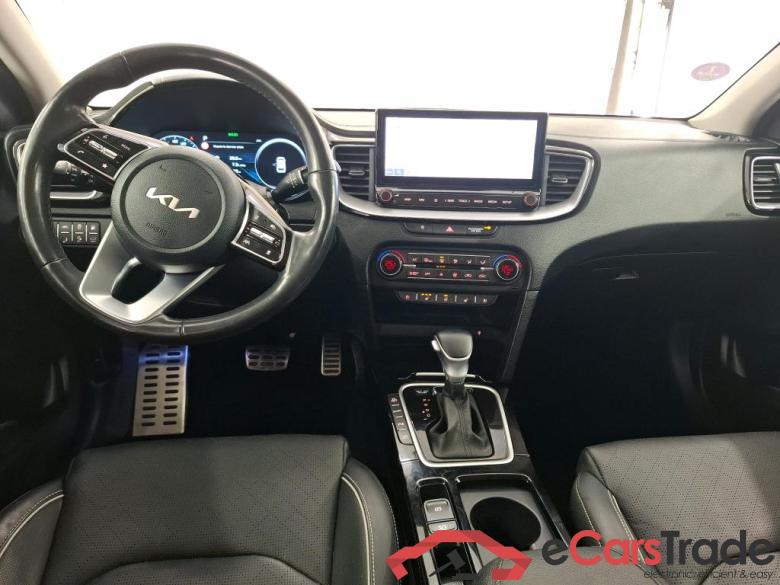 KIA ceed SW / 2021 / 5P / Break 1.6 GDI ISG PHEV PREMIUM SW DCT6 #5 KIA ceed SW / 2021 / 5P / Break 1.6 GDI ISG PHEV PREMIUM SW DCT6 #5