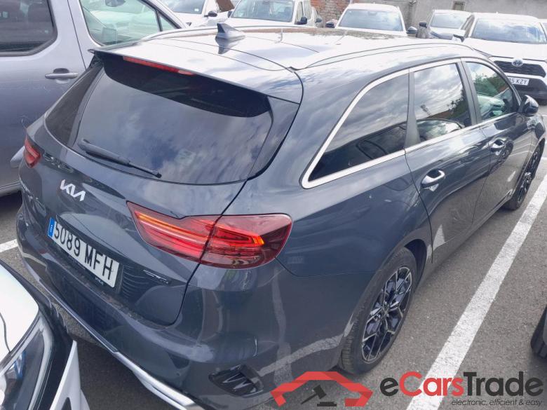 Ceed Sportswagon GT Line 1.5 T-GDI 160CV AT7 E6d #2 Ceed Sportswagon GT Line 1.5 T-GDI 160CV AT7 E6d #2
