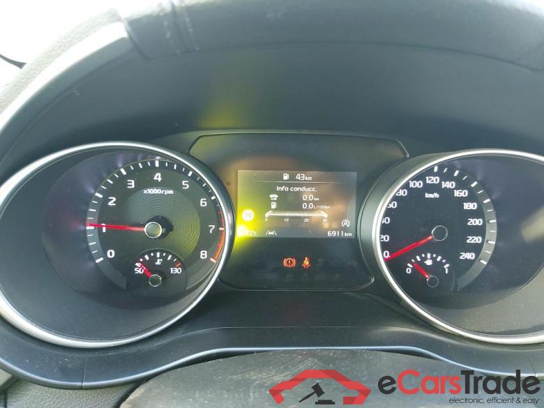 KIA Ceed / 2021 / 5P / berlina con portón 1.0 T-GDi 74kW (100CV) Concept #4 KIA Ceed / 2021 / 5P / berlina con portón 1.0 T-GDi 74kW (100CV) Concept #4