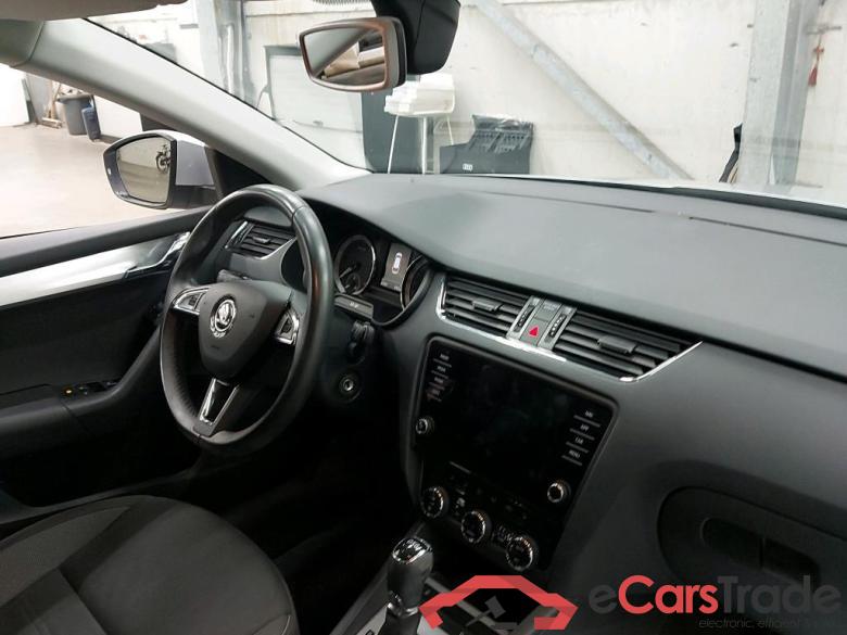 SKODA - SKO OCTAVIA COMBI TSI 115PK DSG7 Ambition & Comfort & GPS & Look & Heated Seats  * PETROL * #3