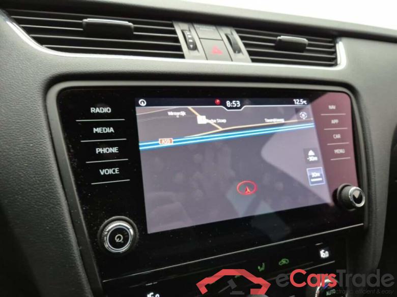 SKODA Octavia Combi 1.0 TSI Sport Business #6