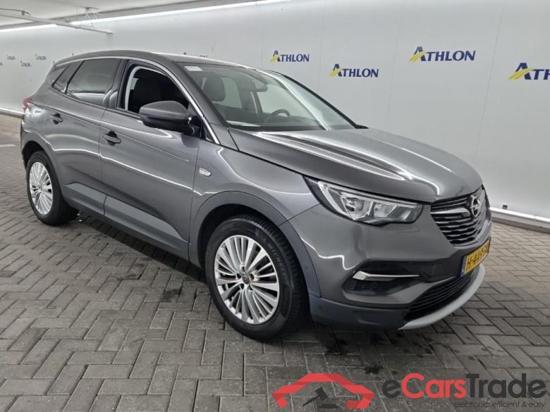 OPEL Grandland X 1.2 Turbo S&S 96kW Bus. Executive Auto 5D #2