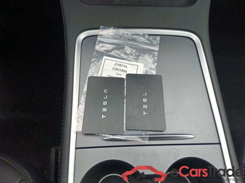 TESLA MODEL 3 - 2021 75 kWh AWD Long Range Dual Motor (366kW) 5d #4