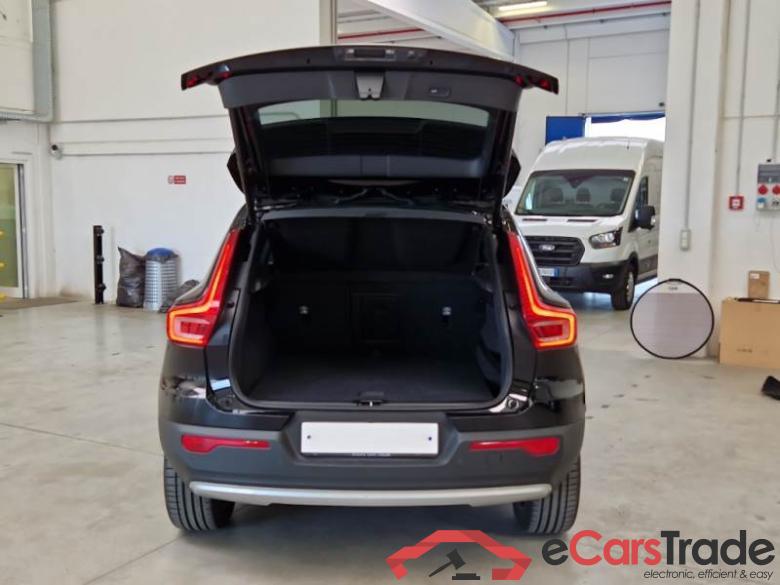 VOLVO XC40 / 2017 / 5P / SUV T3 GEATRONIC BUSINESS PLUS #5