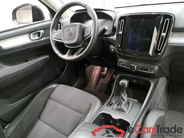 Volvo XC40 2.0 D3 Momentum Pro Pano LED-Xenon Virtual ACC Navi 1/2 Leather KeylessGo Klima PDC ... #3
