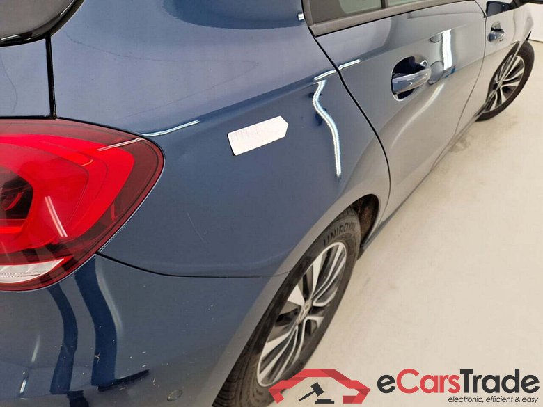 MERCEDES-BENZ A-KLASSE 200D STYLE 8G-DCT #6