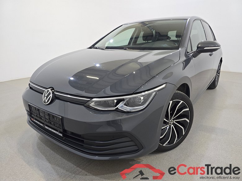 Volkswagen Golf 2.0 TDi Life LED-Matrix Virtual ACC Ambient Navi KeylessGo Camera Klima PDC ... #1