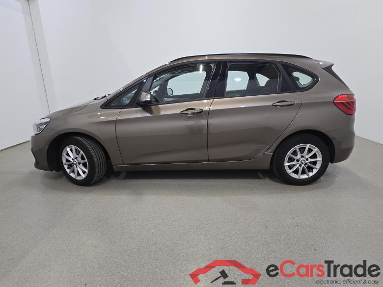 BMW 216d Active Tourer Aut. LED-Xenon Navi Leather KeylessGo Klima PDC ... #2