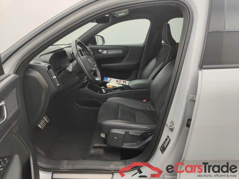 Volvo XC40 T4 Recharge Geartronic R-Design 5d #3