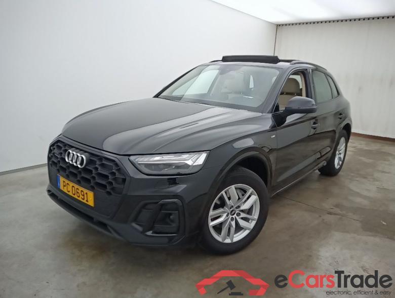 AUDI Q5 DIESEL - 2020 40 TDi 204 Quattro S line S tronic 5d #1