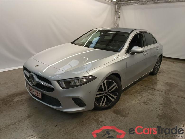 Mercedes-Benz A-Klasse Limousine A 200d Business Solution Limited 4d #1