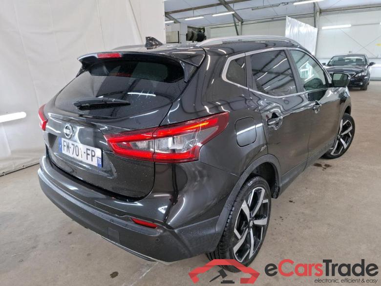 NISSAN Qashqai / 2017 / 5P / Crossover 1.3 DIG-T 140 Tekna #3