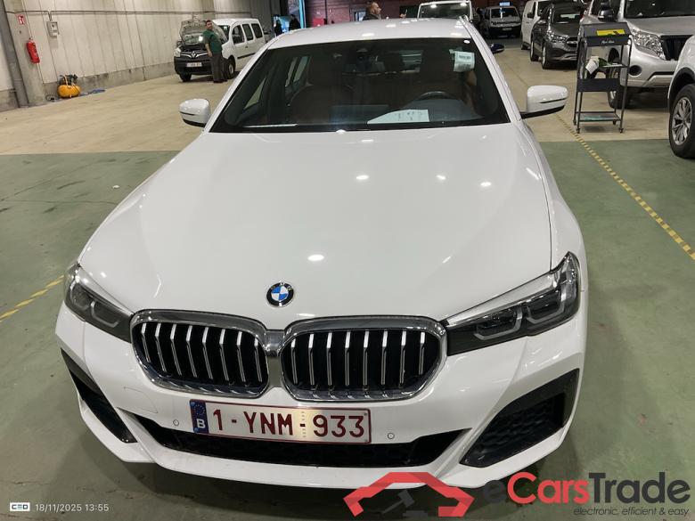 BMW 5 - 2017 530eA PHEV Performance OPF M Sport pack #2