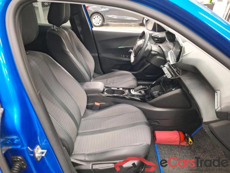 PEUGEOT - PEU e-2008 136PK Allure & With Connect & VisioPark I   * ELECTRIC * #3