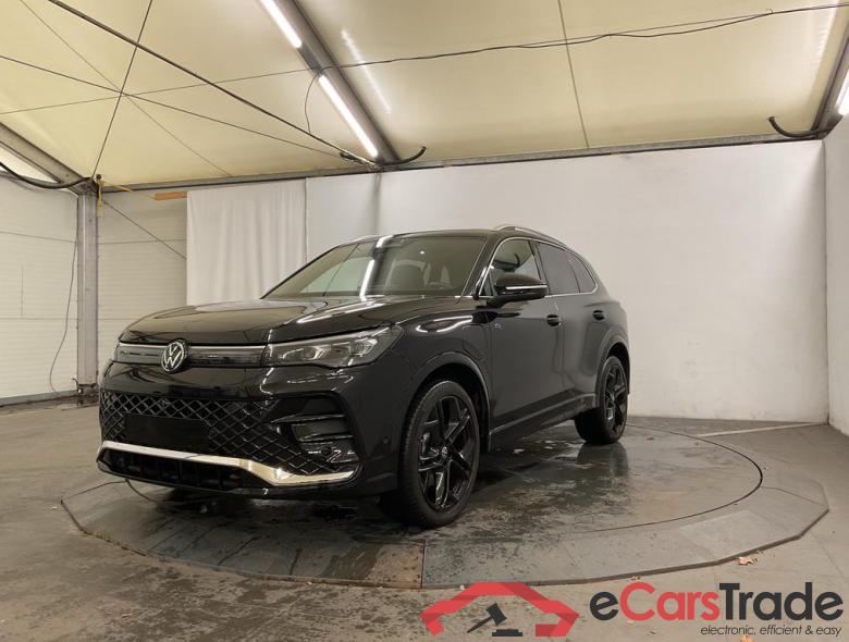 VOLKSWAGEN Tiguan Tiguan R-Line Business Premium1.5 TSI eHybrid 130 kW (177 ch) 6 vitesses DSG #1