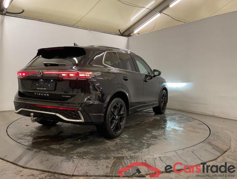 VOLKSWAGEN Tiguan Tiguan R-Line Business Premium1.5 TSI eHybrid 130 kW (177 ch) 6 vitesses DSG #2