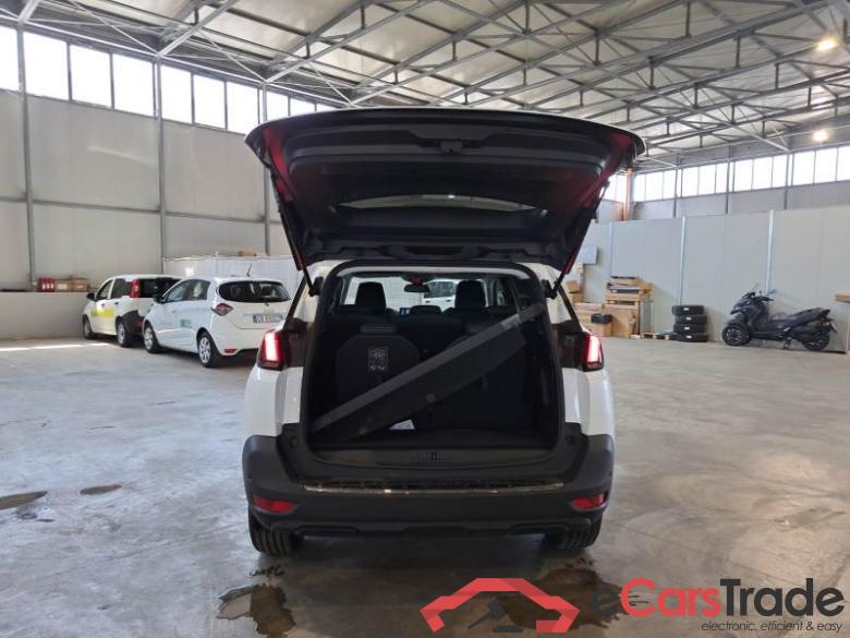PEUGEOT 5008 / 2020 / 5P / SUV BLUEHDI 130 ALLURE EAT8 S/S AUT. #5