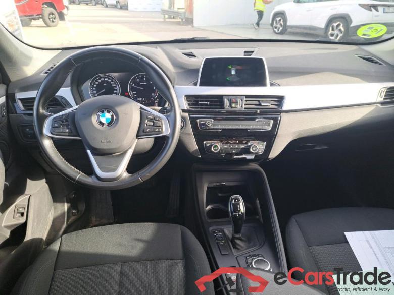BMW X1 / 2015 / 5P / todoterreno sDrive18dA Business (AC) #3