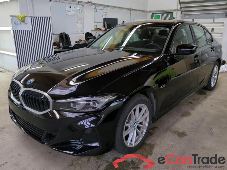 BMW 3er 320e Aut. 4d 120kW #1