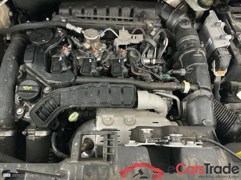 CITROAu2039N BERLINGO 1.2 PURETECH 110 S-S M LIGHT CLUB #6