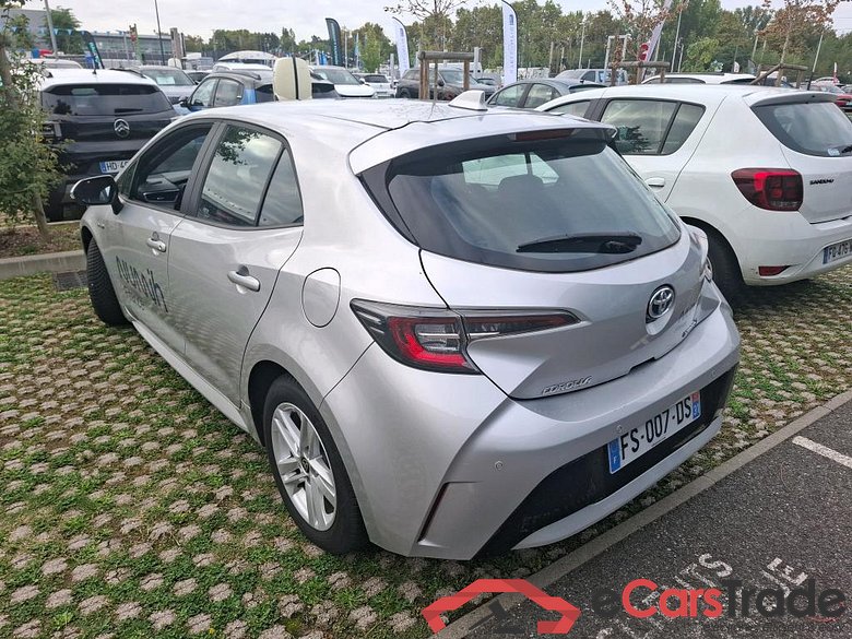 TOYOTA Corolla / 2018 / 5P / Berline Hybride 122h Dynamic Business Supp Lomb #2